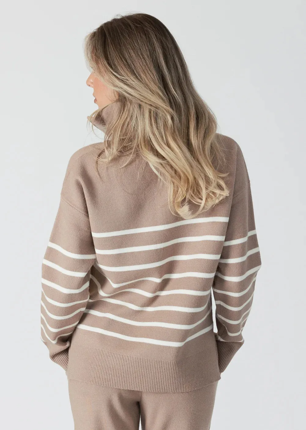 Lyla & Luxe Bobbi Quarter Zip Sweater