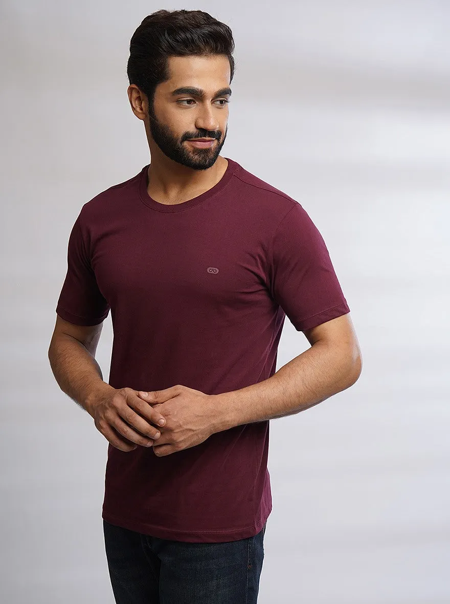 Maroon Solid Slim Fit T-Shirt | JadeBlue