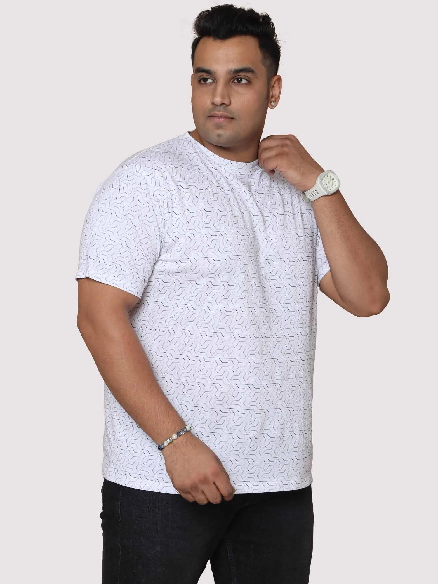 Men Plus Size Abstract Geometric Pattern  Digital Printed Round Neck T-shirt